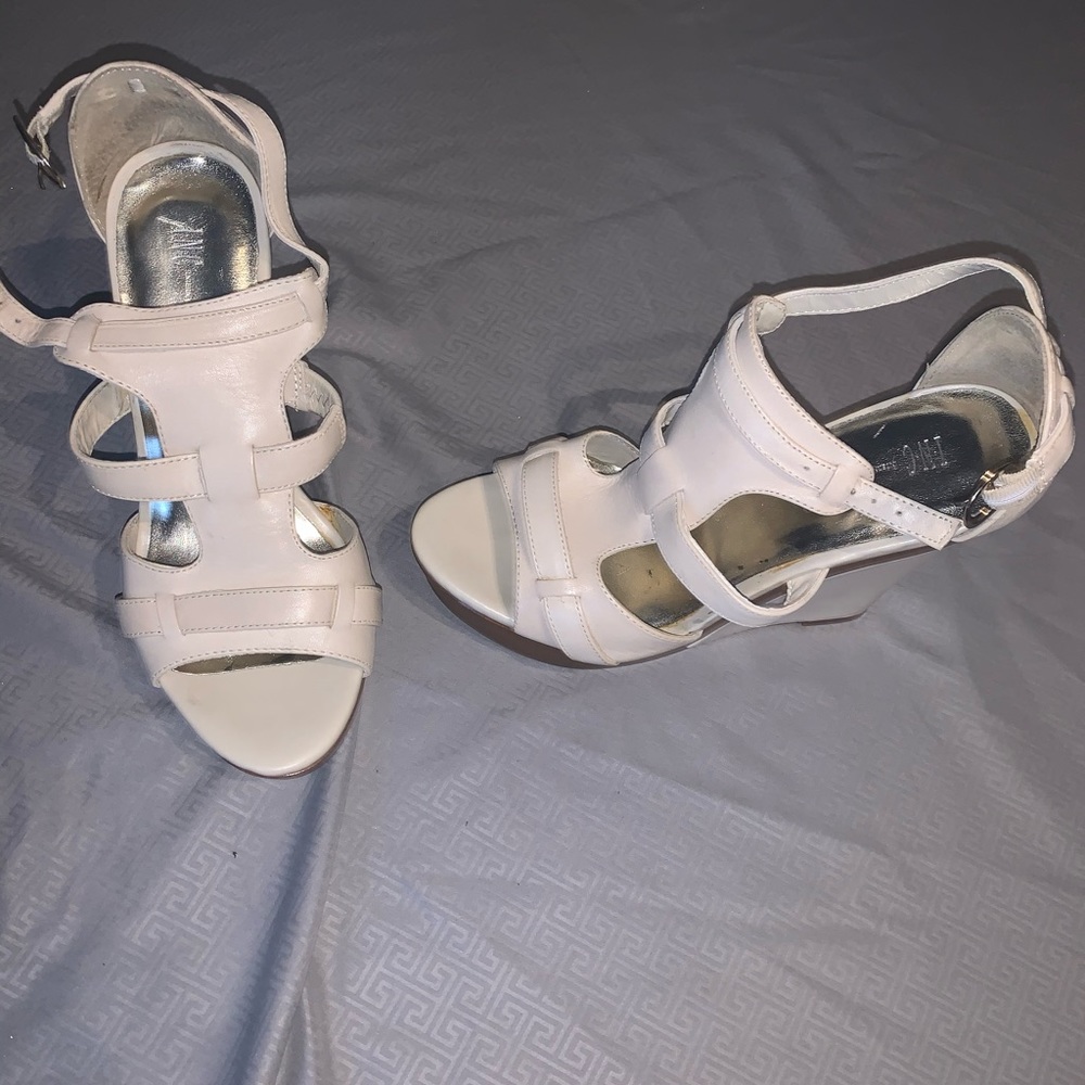International Concepts Wedges